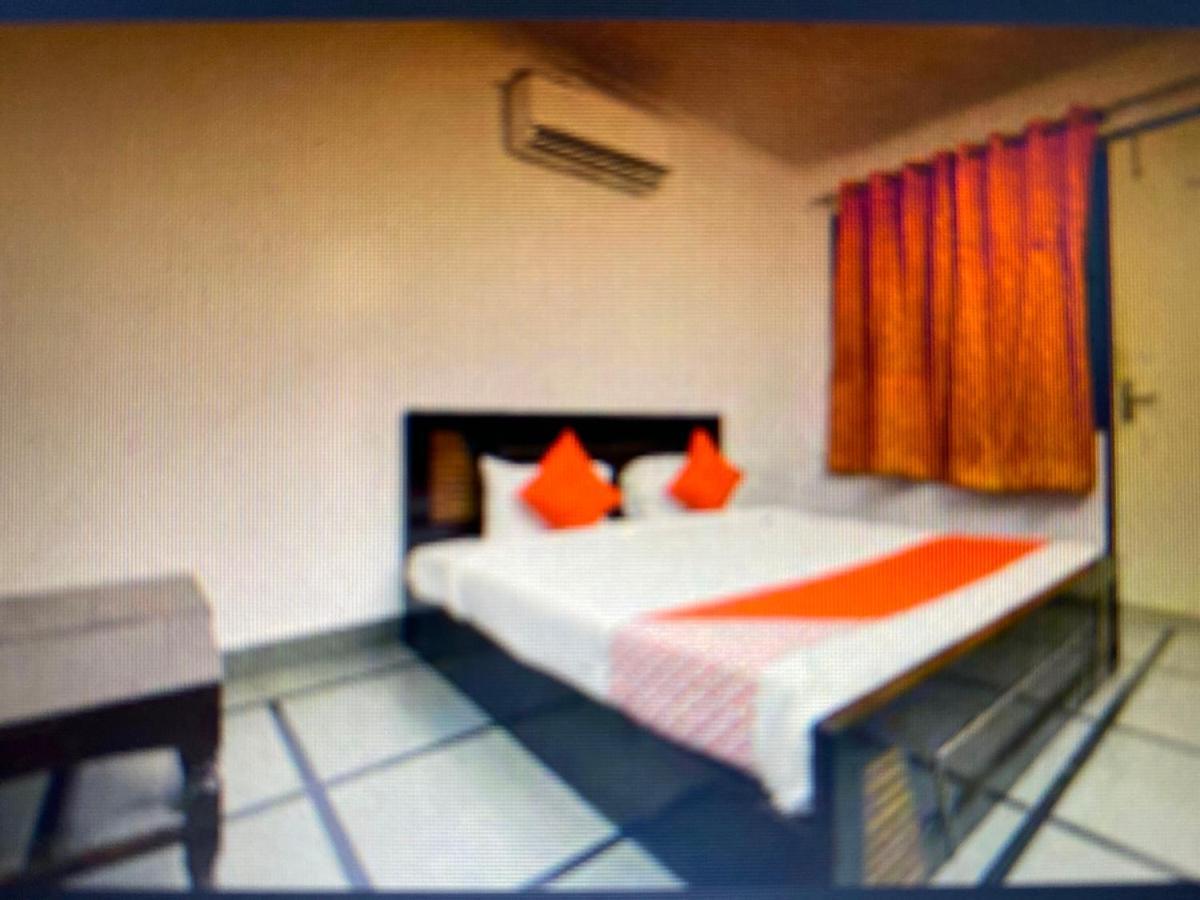 Hotel O Prayag Villa Аллахабад Экстерьер фото